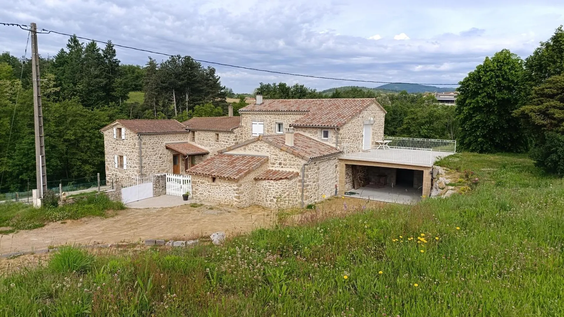 Ancienne Ferme Tranquille En Haute Ardeche Etables